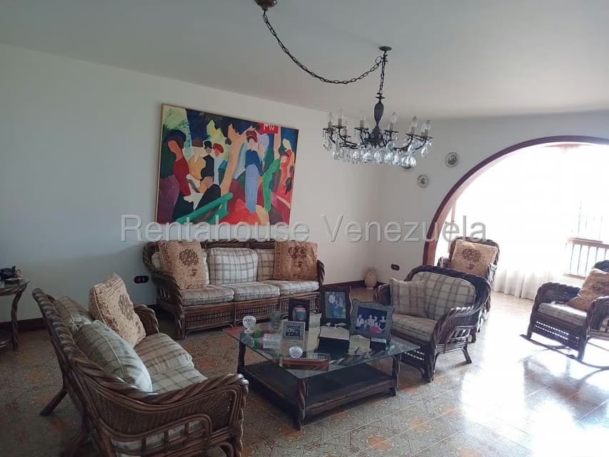 Casa (Multipes Niveles) en Venta en Colinas de La California, Distrito Metropolitano - 13