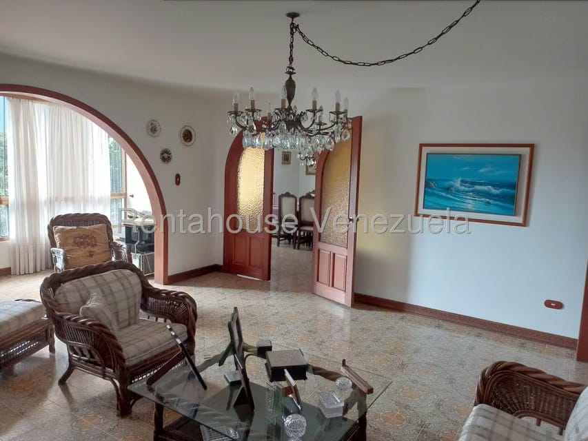 Casa (Multipes Niveles) en Venta en Colinas de La California, Distrito Metropolitano - 14