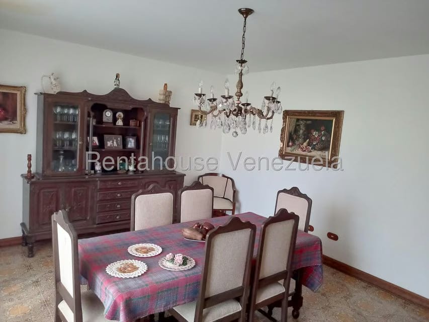 Casa (Multipes Niveles) en Venta en Colinas de La California, Distrito Metropolitano - 17