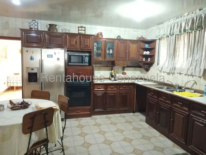 Casa (Multipes Niveles) en Venta en Colinas de La California, Distrito Metropolitano - 19