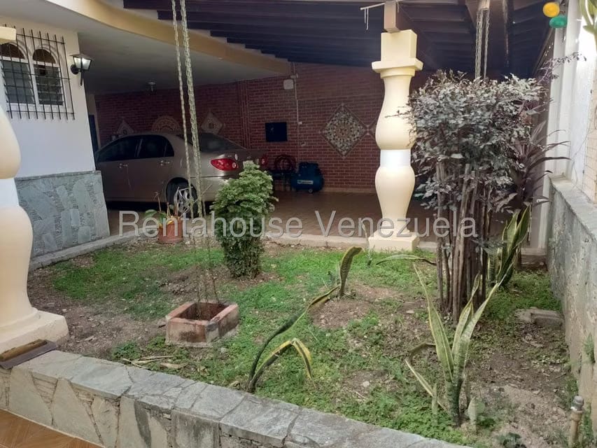 Casa (Multipes Niveles) en Venta en Colinas de La California, Distrito Metropolitano - 4
