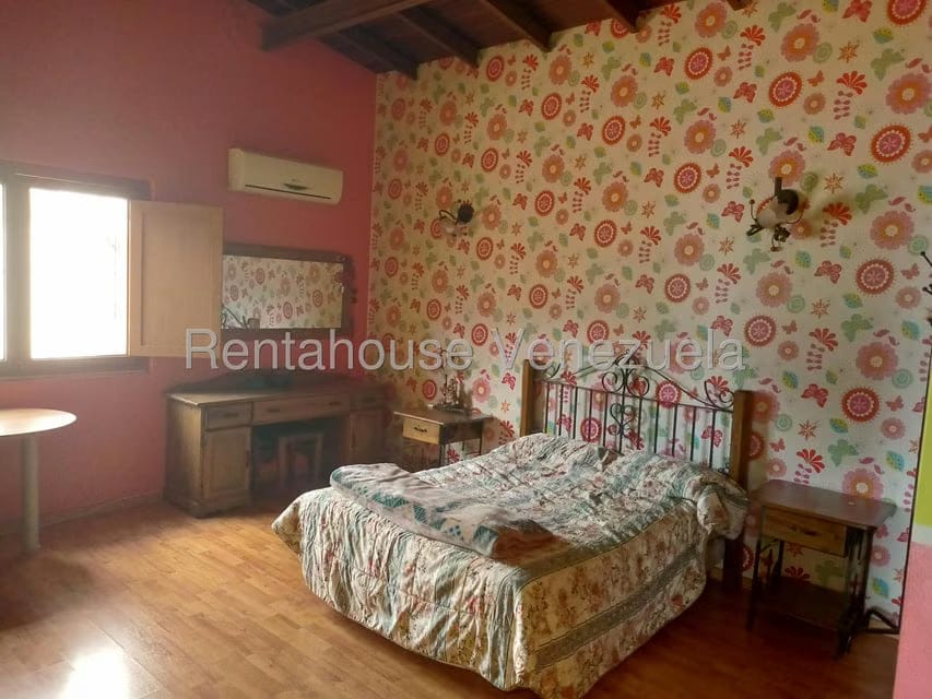 Casa (Multipes Niveles) en Venta en Colinas de La California, Distrito Metropolitano - 47