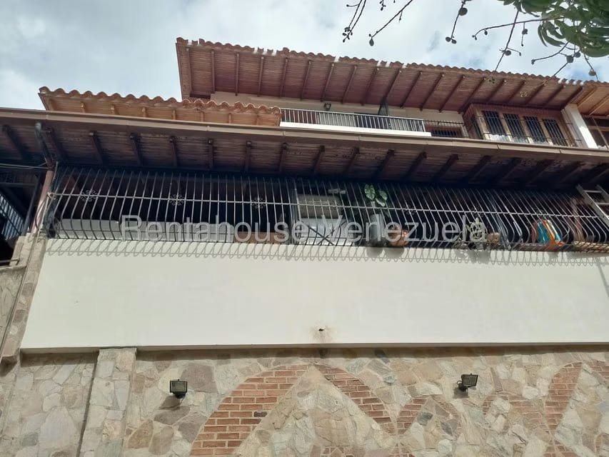 Casa (Multipes Niveles) en Venta en Colinas de La California, Distrito Metropolitano - 78