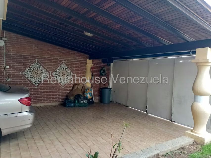 Casa (Multipes Niveles) en Venta en Colinas de La California, Distrito Metropolitano - 87
