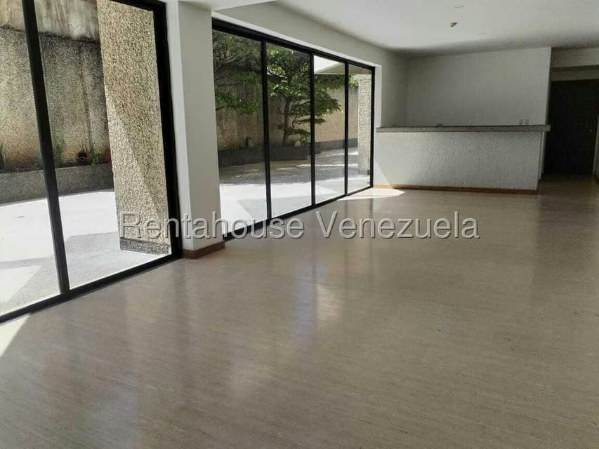 Apartamento (1 Nivel) en Alquiler en El Rosal, Distrito Metropolitano - 19