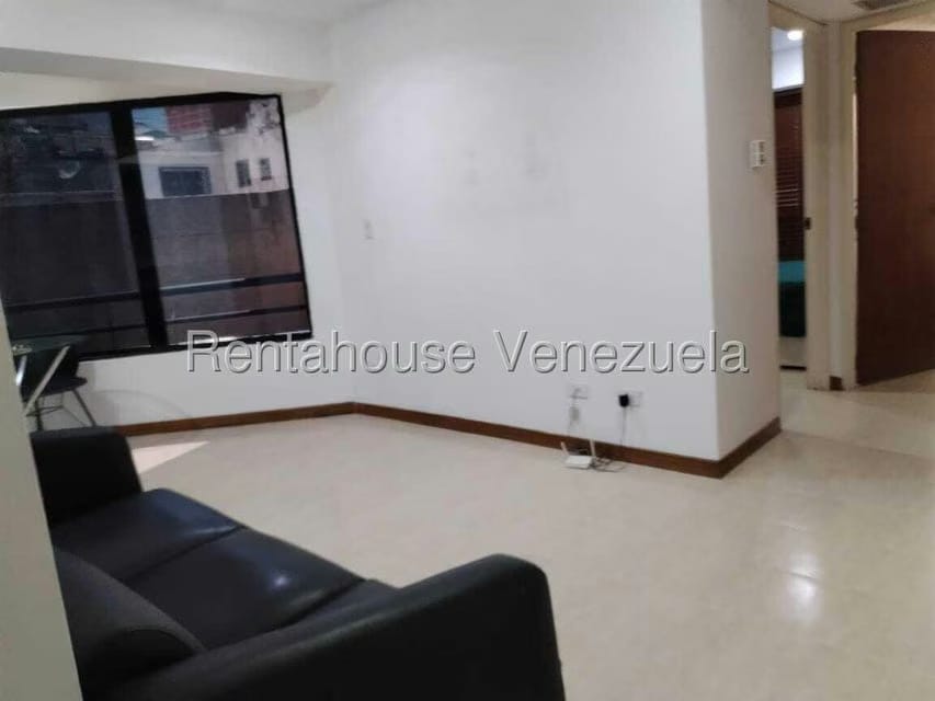 Apartamento (1 Nivel) en Alquiler en El Rosal, Distrito Metropolitano - 6