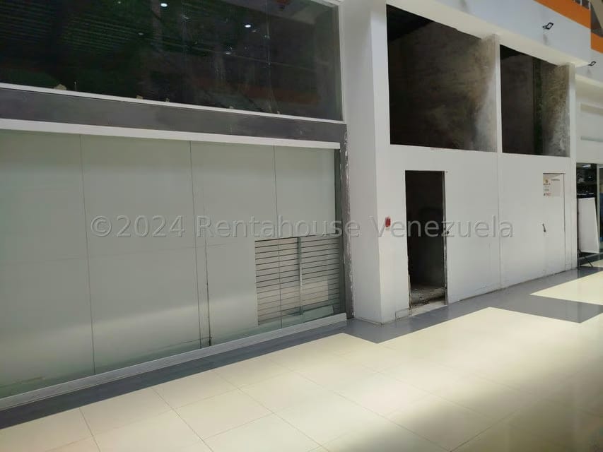 Comercial (Local Comercial) en Venta en Centro de Charallave, Miranda
