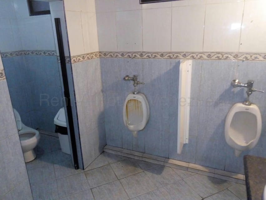 Comercial (Edificio) en Venta en Macuto, Vargas - 48