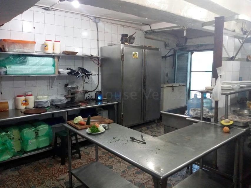 Comercial (Edificio) en Venta en Macuto, Vargas - 53