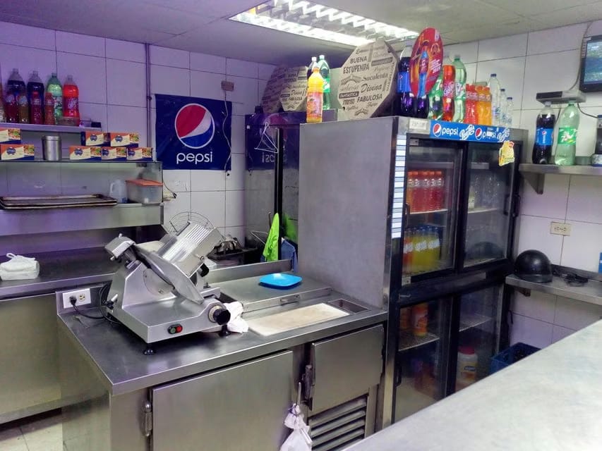Comercial (Edificio) en Venta en Macuto, Vargas - 59