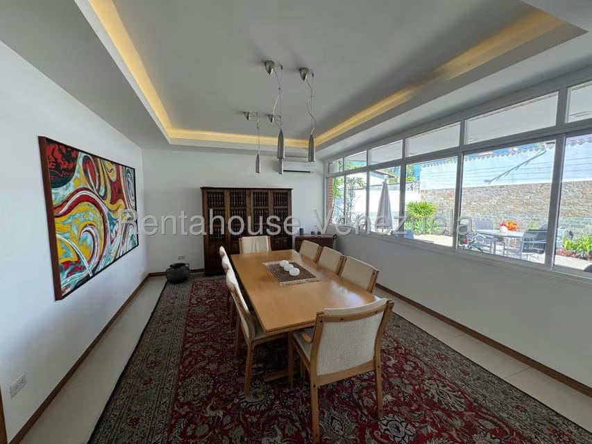 Casa (Multipes Niveles) en Venta en Lomas de La Lagunita, Distrito Metropolitano - 18