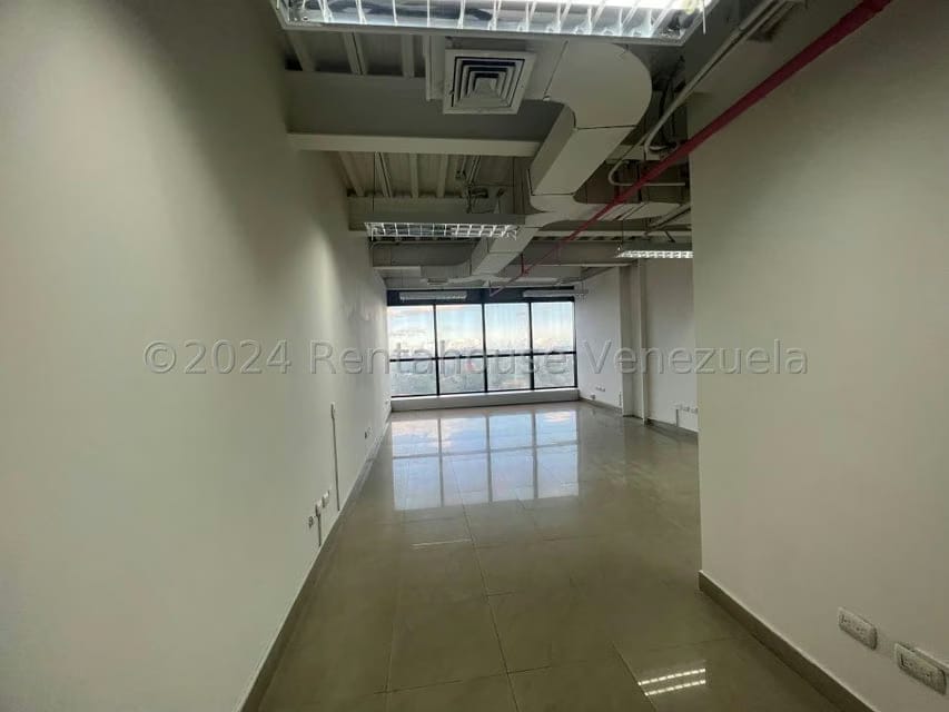 Comercial (Oficina) en Venta en La Lagunita Country Club, Distrito Metropolitano - 2