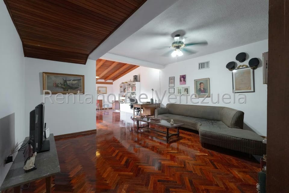 Casa (Multipes Niveles) en Venta en Caurimare, Distrito Metropolitano - 51
