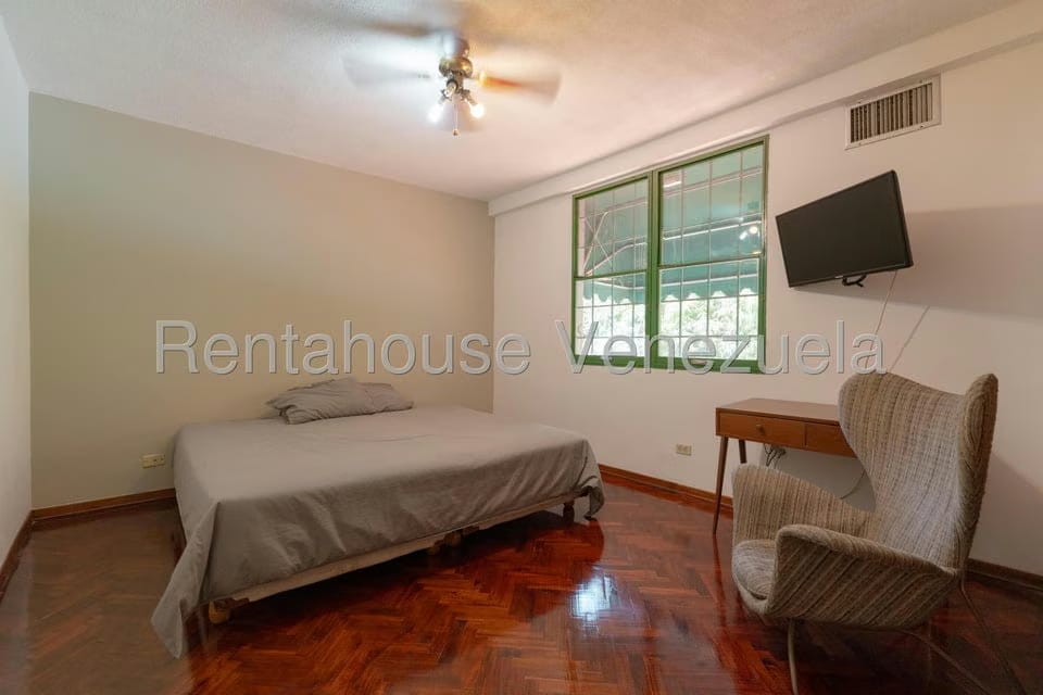 Casa (Multipes Niveles) en Venta en Caurimare, Distrito Metropolitano - 75