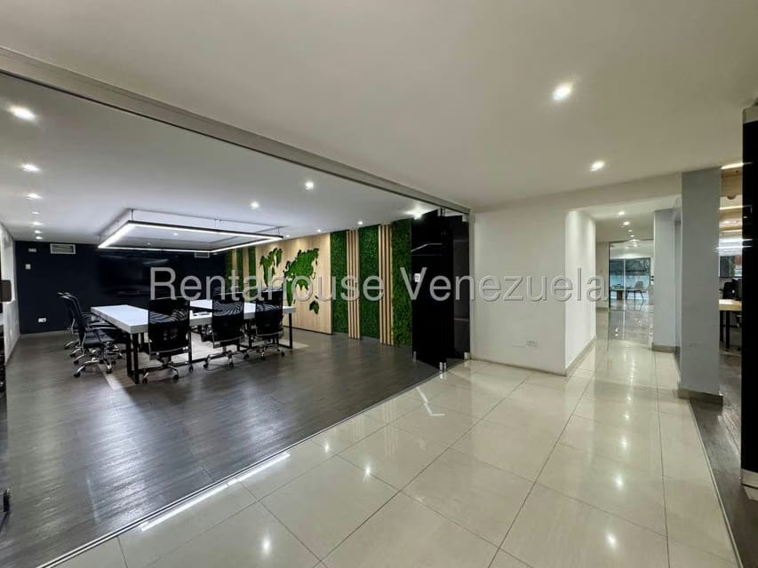 Comercial (Local Comercial) en Venta en Chuao, Distrito Metropolitano - 16