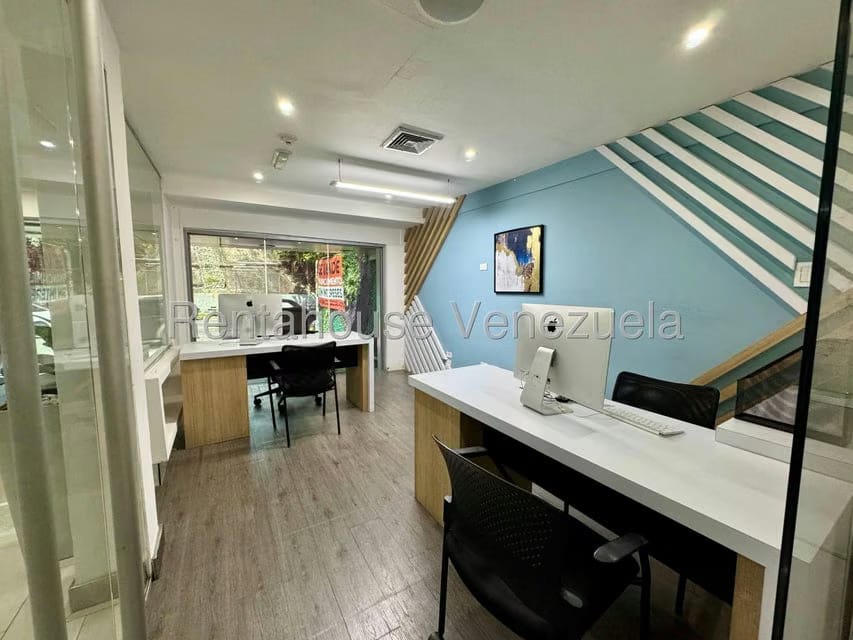 Comercial (Local Comercial) en Venta en Chuao, Distrito Metropolitano - 3