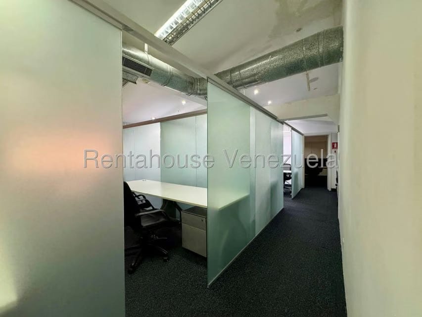 Comercial (Local Comercial) en Venta en Chuao, Distrito Metropolitano - 44