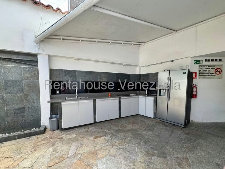 Comercial (Local Comercial) en Venta en Chuao, Distrito Metropolitano - 45