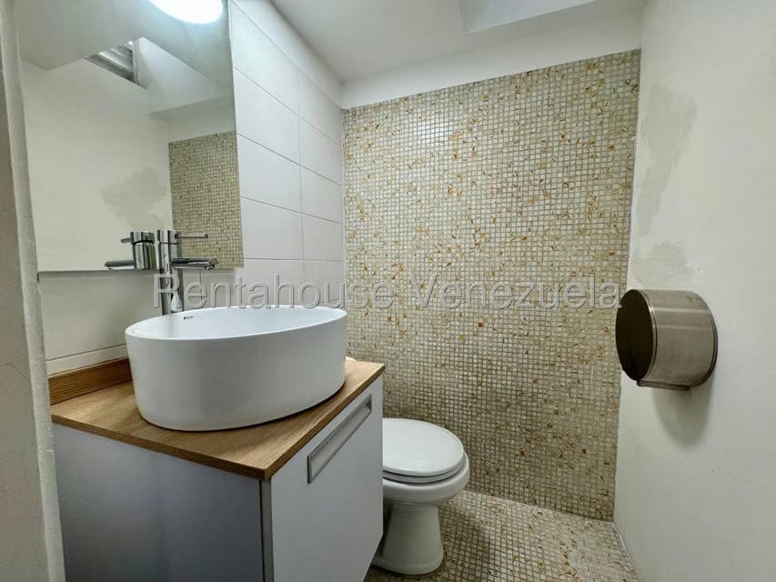 Comercial (Local Comercial) en Venta en Chuao, Distrito Metropolitano - 47