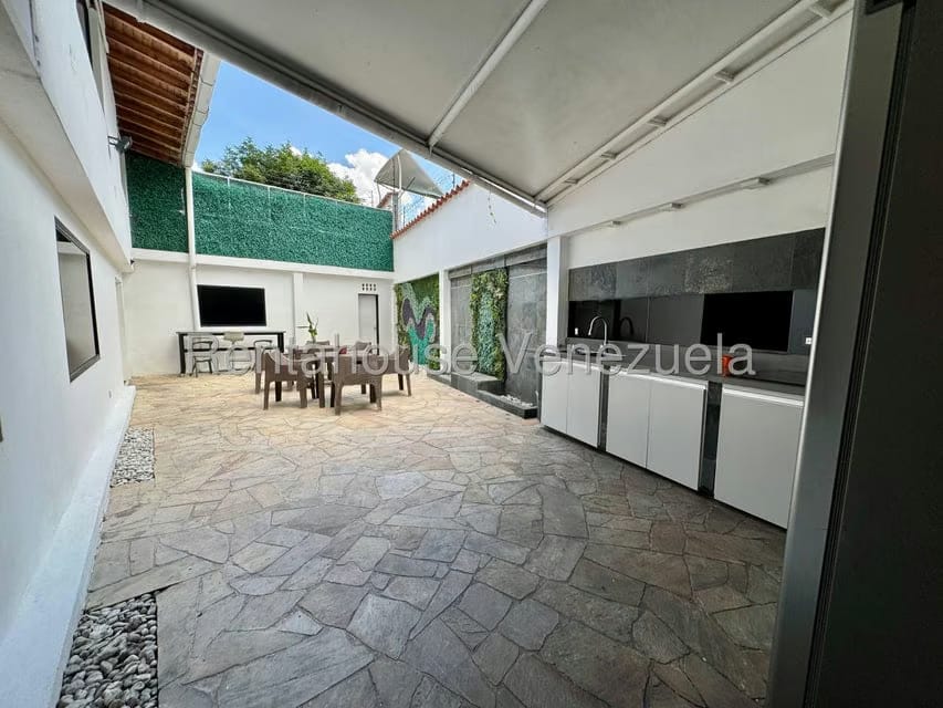 Comercial (Local Comercial) en Venta en Chuao, Distrito Metropolitano - 50