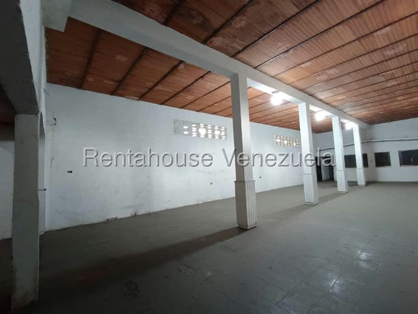 Comercial (Local Comercial) en Alquiler en 23 de Enero, Aragua - 10