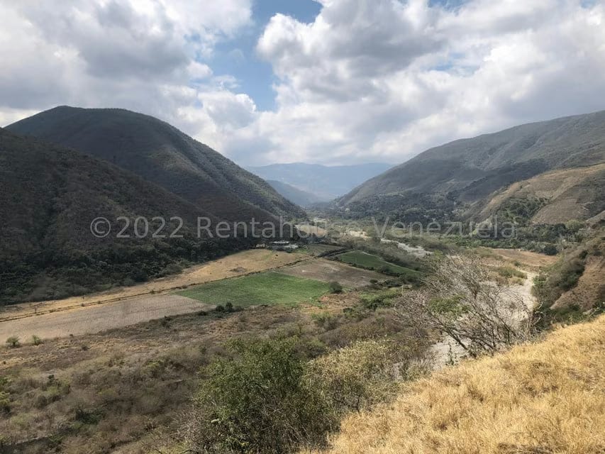 Terreno (Finca) en Venta en El Manzano, Lara - 94