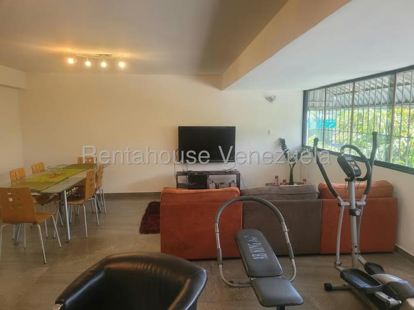 Apartamento (Duplex) en Alquiler en Chuao, Distrito Metropolitano - 6