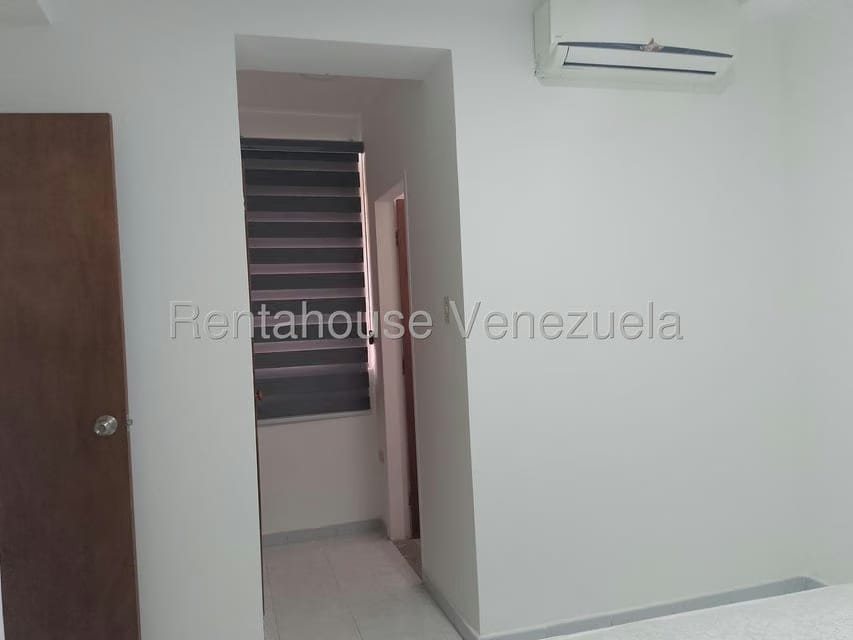 Apartamento (1 Nivel) en Venta en Campo Alegre, Carabobo - 20