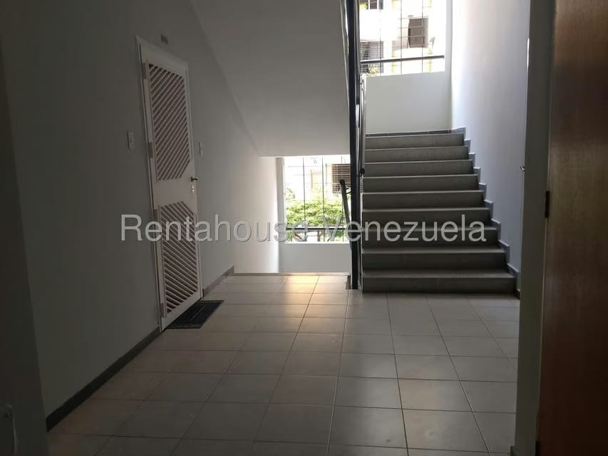 Apartamento (1 Nivel) en Venta en Campo Alegre, Carabobo - 6