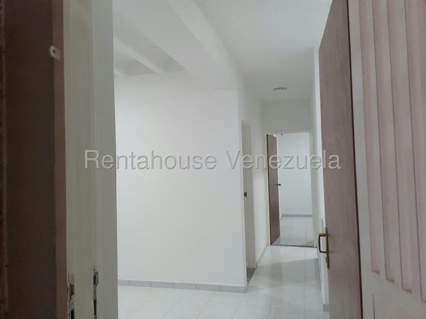 Apartamento (1 Nivel) en Venta en Campo Alegre, Carabobo - 7