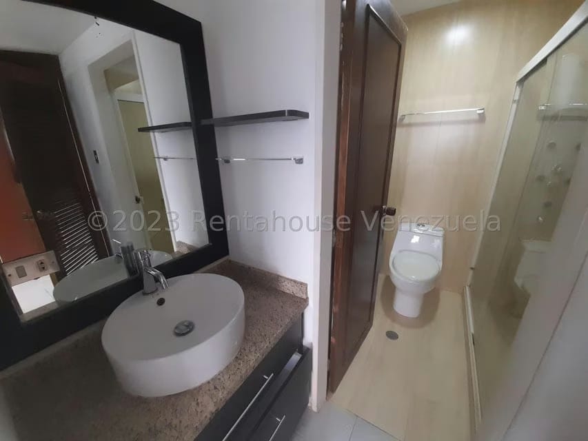 Apartamento (Penthouse) en Venta en Los Naranjos del Cafetal, Distrito Metropolitano - 16