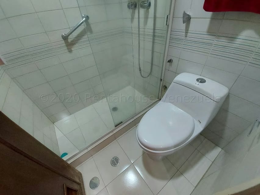 Apartamento (Penthouse) en Venta en Los Naranjos del Cafetal, Distrito Metropolitano - 19