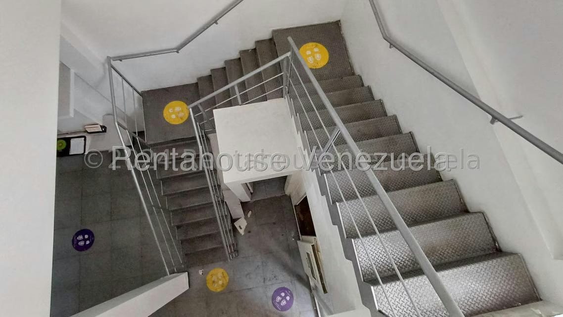 Comercial (Local Comercial) en Alquiler en Parroquia La Candelaria, Distrito Metropolitano - 4