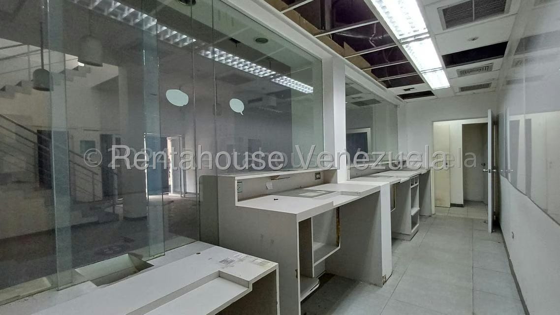 Comercial (Local Comercial) en Alquiler en Parroquia La Candelaria, Distrito Metropolitano - 7