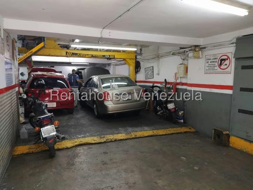 Comercial (Edificio) en Venta en San Bernardino, Distrito Metropolitano - 2