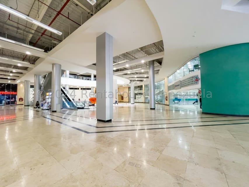 Comercial (Oficina) en Venta en Los Naranjos del Cafetal, Distrito Metropolitano - 3
