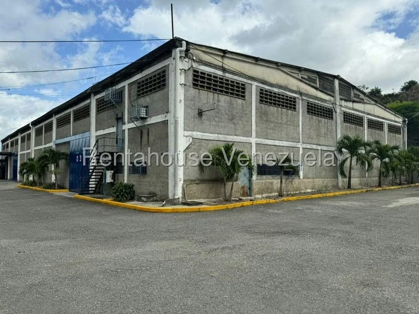 Comercial (Local Comercial) en Venta en Guatire, Miranda - 14