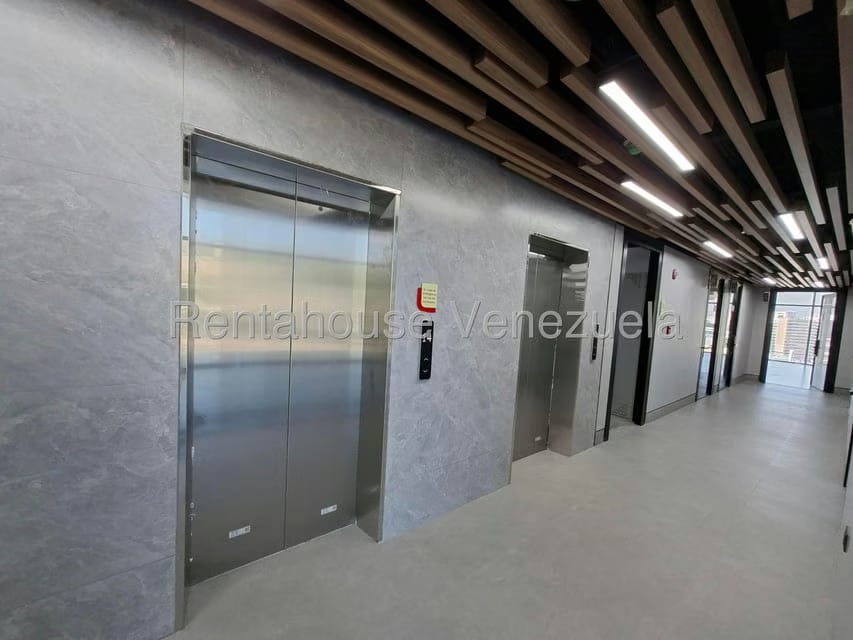Comercial (Oficina) en Alquiler en Las Mercedes, Distrito Metropolitano - 5