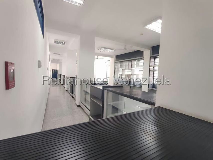Comercial (Local Comercial) en Alquiler en Centro, Aragua - 23