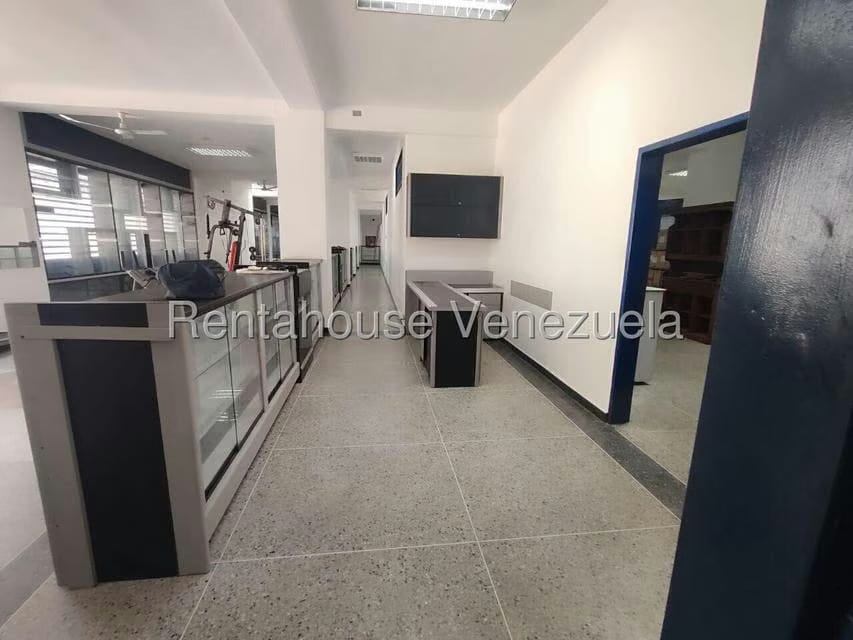 Comercial (Local Comercial) en Alquiler en Centro, Aragua - 24