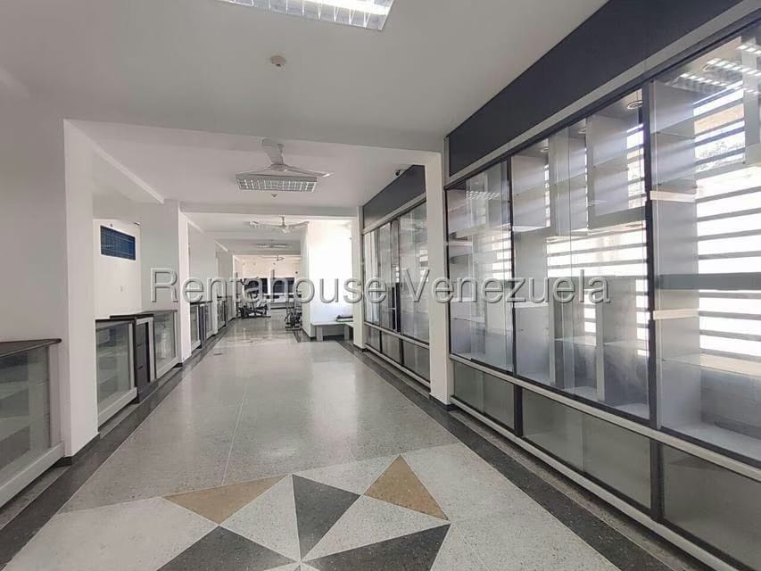 Comercial (Local Comercial) en Alquiler en Centro, Aragua - 4