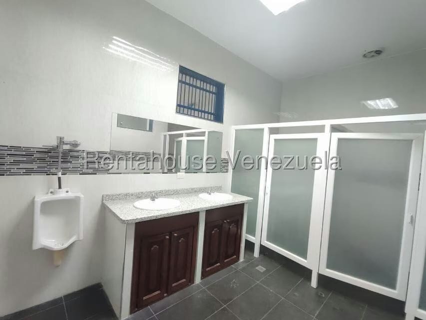 Comercial (Local Comercial) en Alquiler en Centro, Aragua - 52