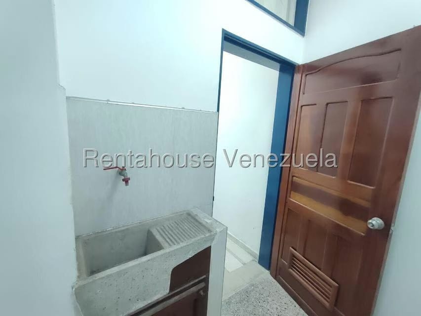 Comercial (Local Comercial) en Alquiler en Centro, Aragua - 56