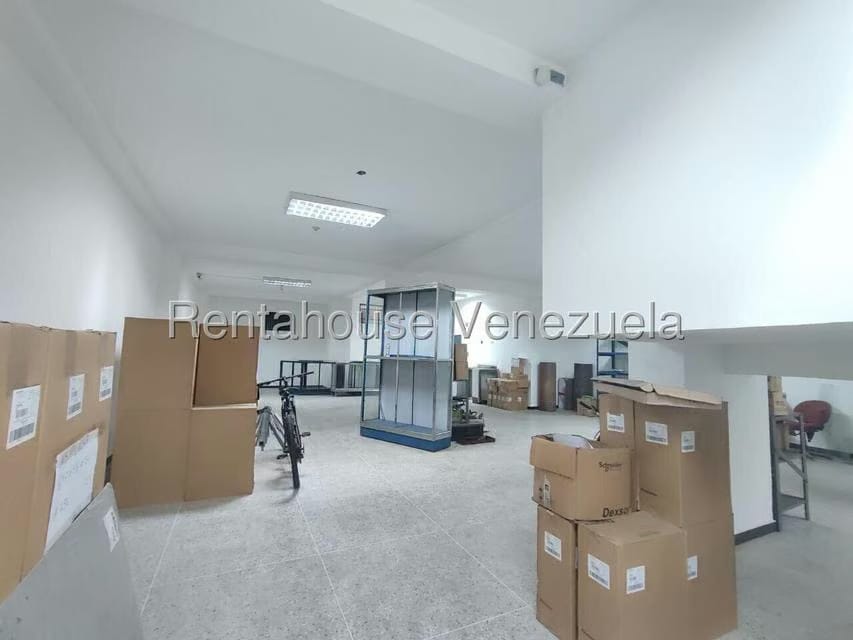 Comercial (Local Comercial) en Alquiler en Centro, Aragua - 61