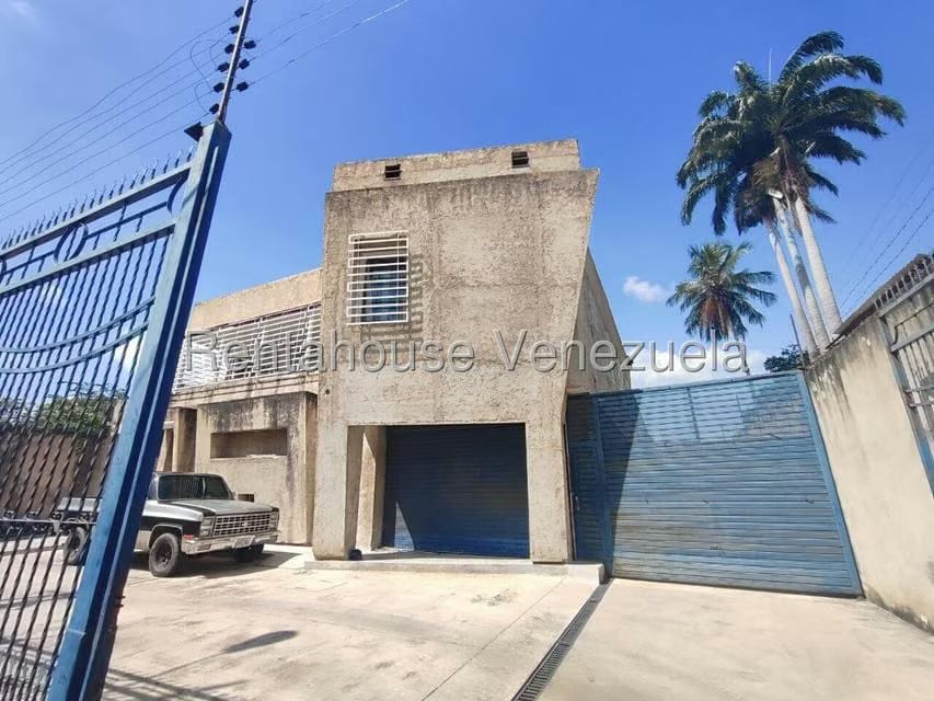 Comercial (Local Comercial) en Alquiler en Centro, Aragua - 71