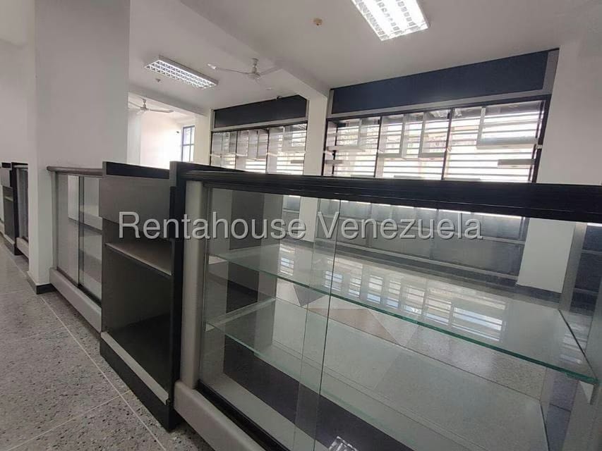 Comercial (Local Comercial) en Alquiler en Centro, Aragua - 9