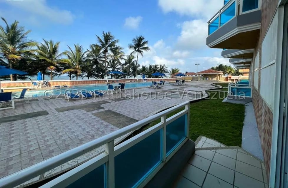 Apartamento (1 Nivel) en Venta en Tucacas, Falcon - 16