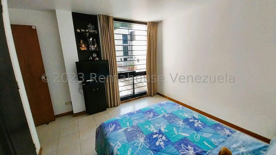 Townhouse (Multiples Niveles) en Venta en La Boyera, Distrito Metropolitano - 28