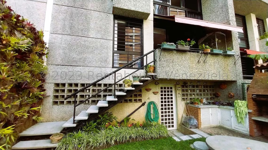 Townhouse (Multiples Niveles) en Venta en La Boyera, Distrito Metropolitano - 54