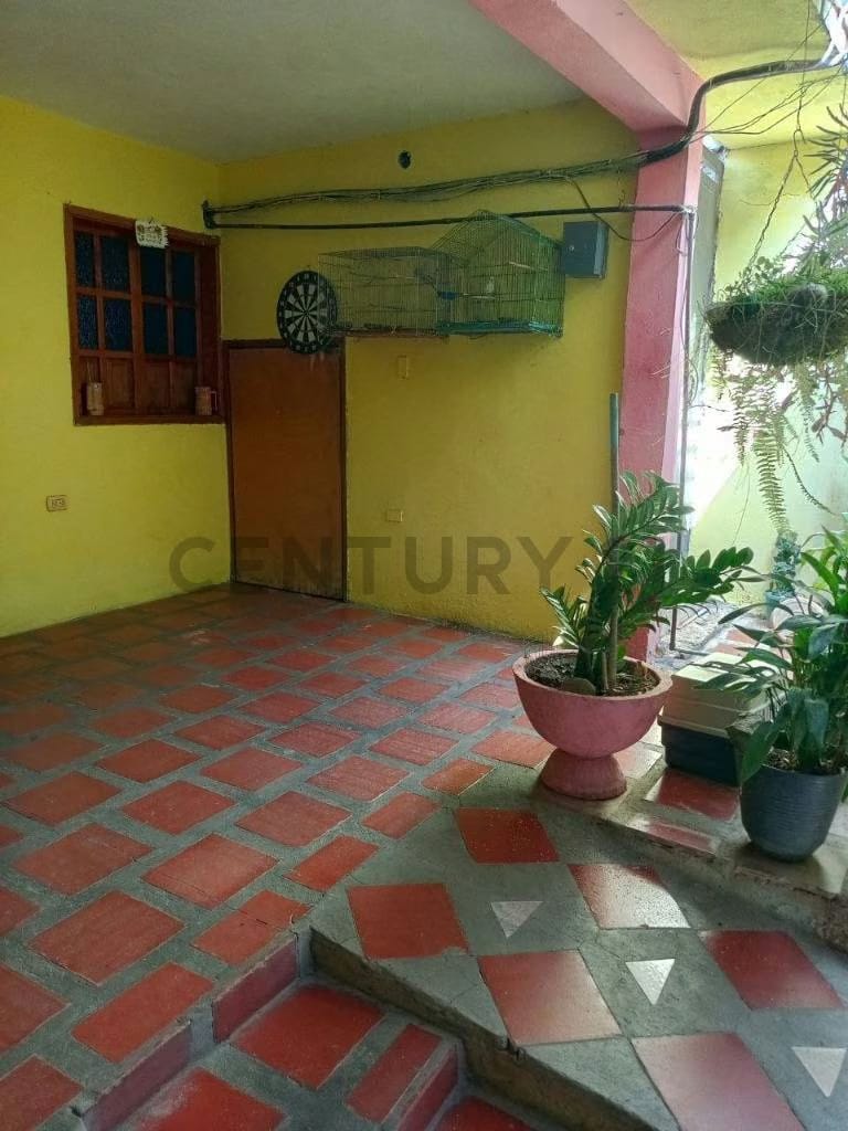 Casa en Venta en Puerto La Cruz. Calle Venezuela - 2